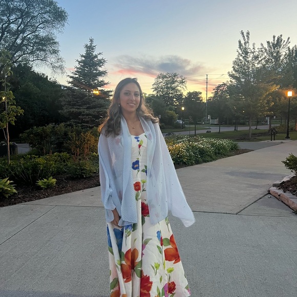 Meet your Posher, Rana - Picture 2 of 4